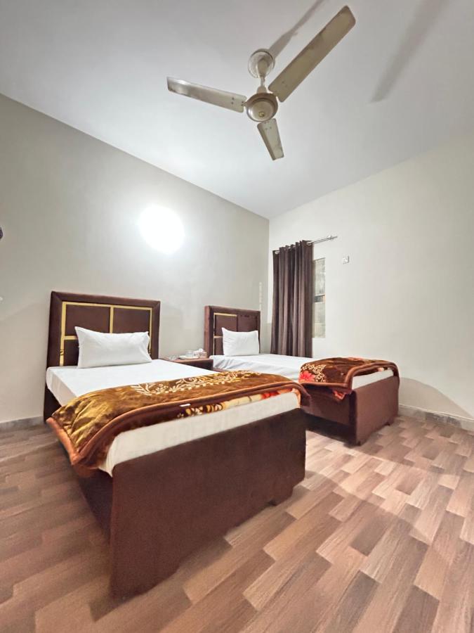 Eden Plus Executive Hotel Лахор Екстериор снимка