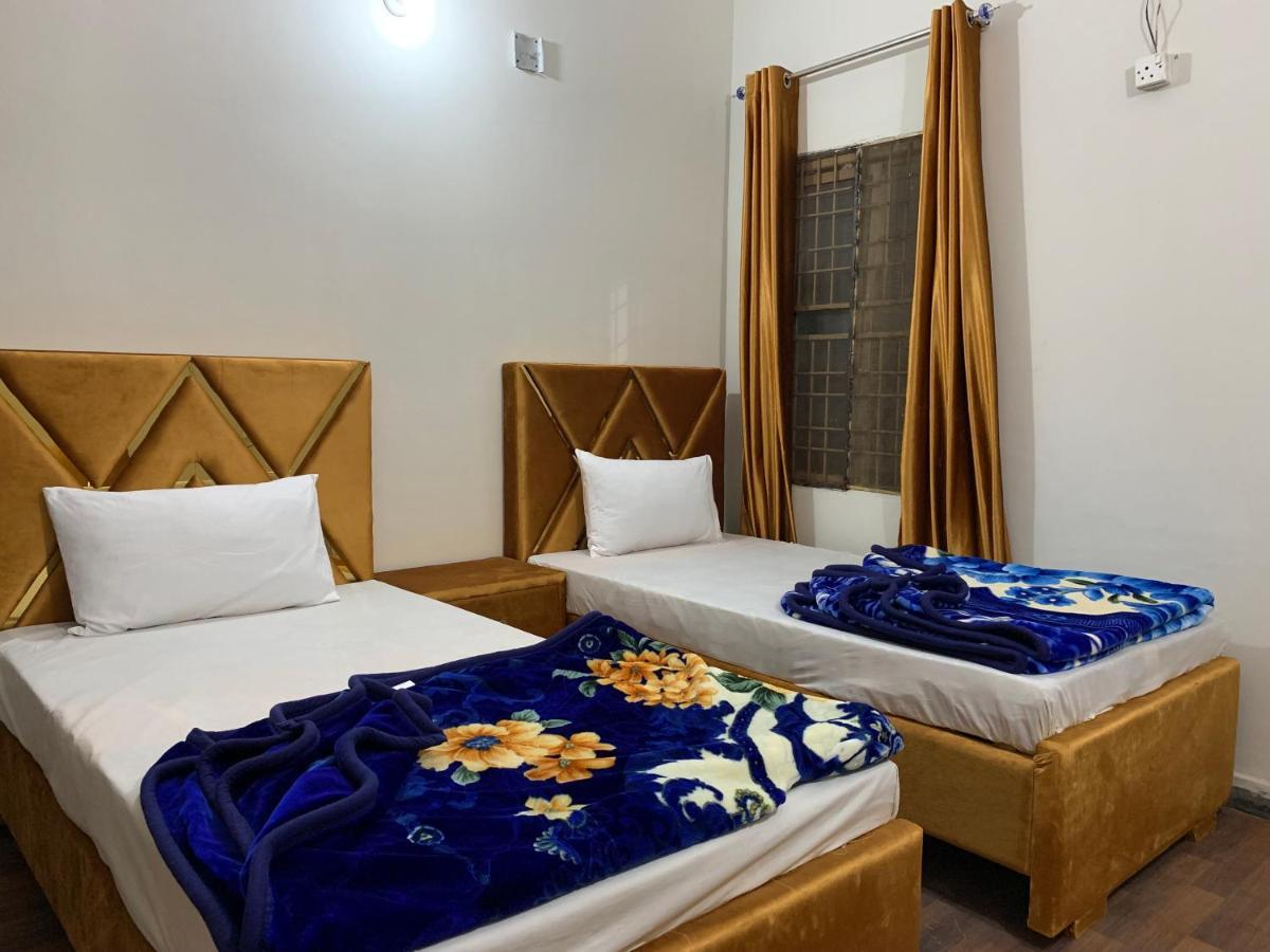 Eden Plus Executive Hotel Лахор Екстериор снимка