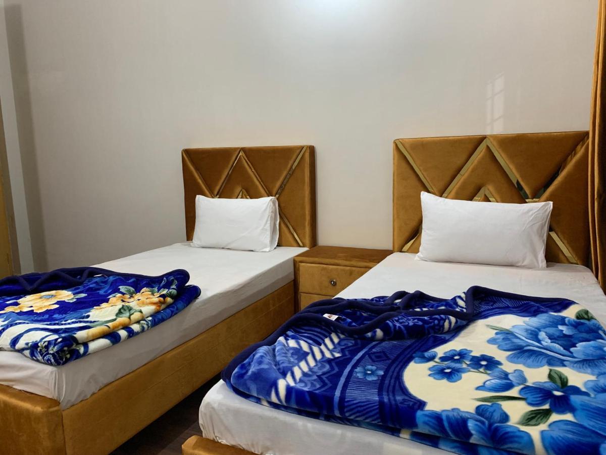 Eden Plus Executive Hotel Лахор Екстериор снимка